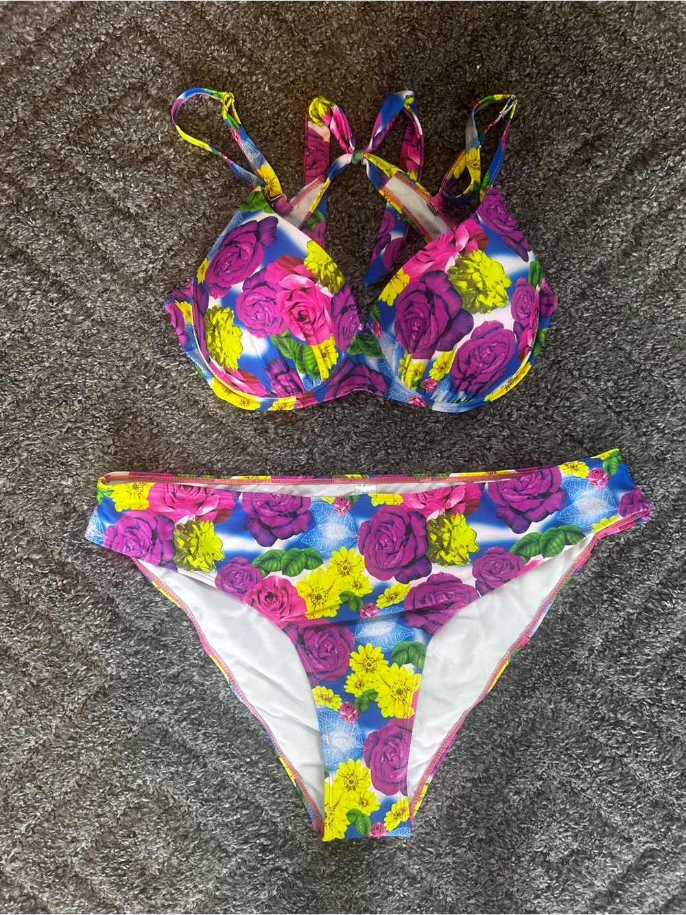 Vibrant Floral Underwire Bikini Set